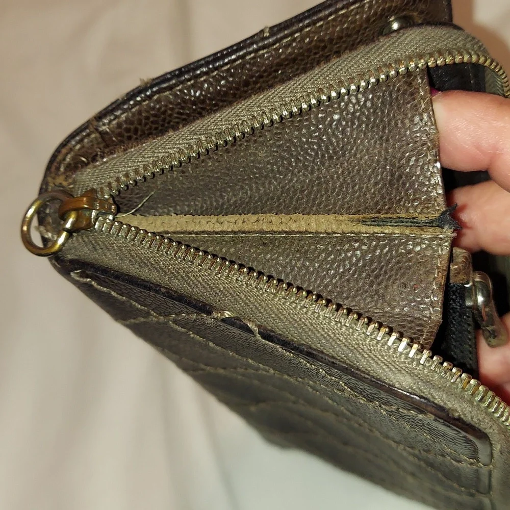 Chanel Wild Stitch Chocolate Brown long zip wallet🤎🤎 Authentic!